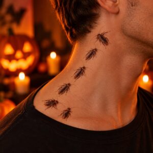 Krabbelnde Kakerlaken Halloween Fake Tattoo auf der Haut
